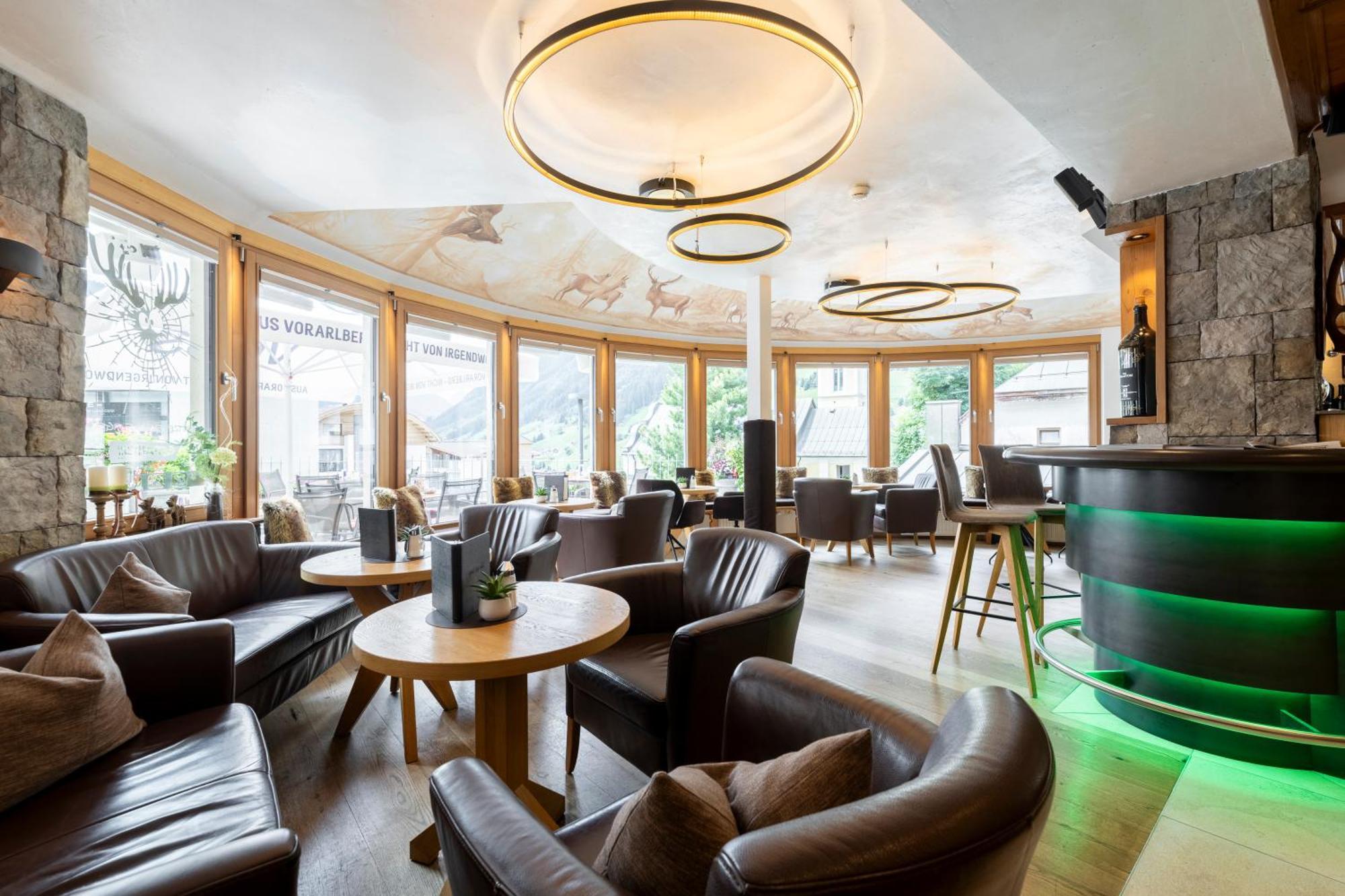Hotel Jaegerhof Ischgl Bagian luar foto