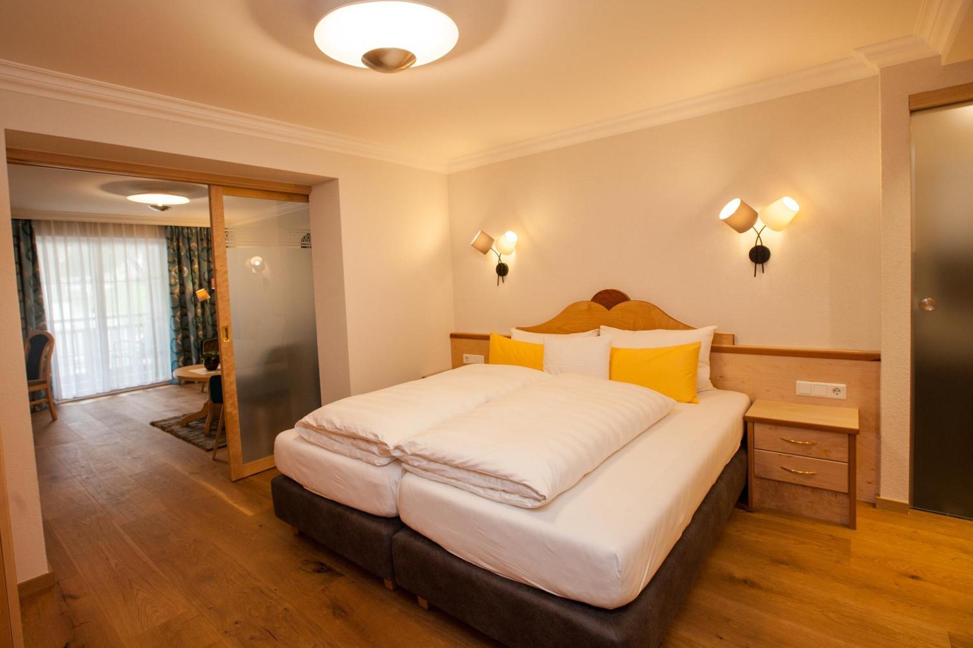 Hotel Jaegerhof Ischgl Bagian luar foto