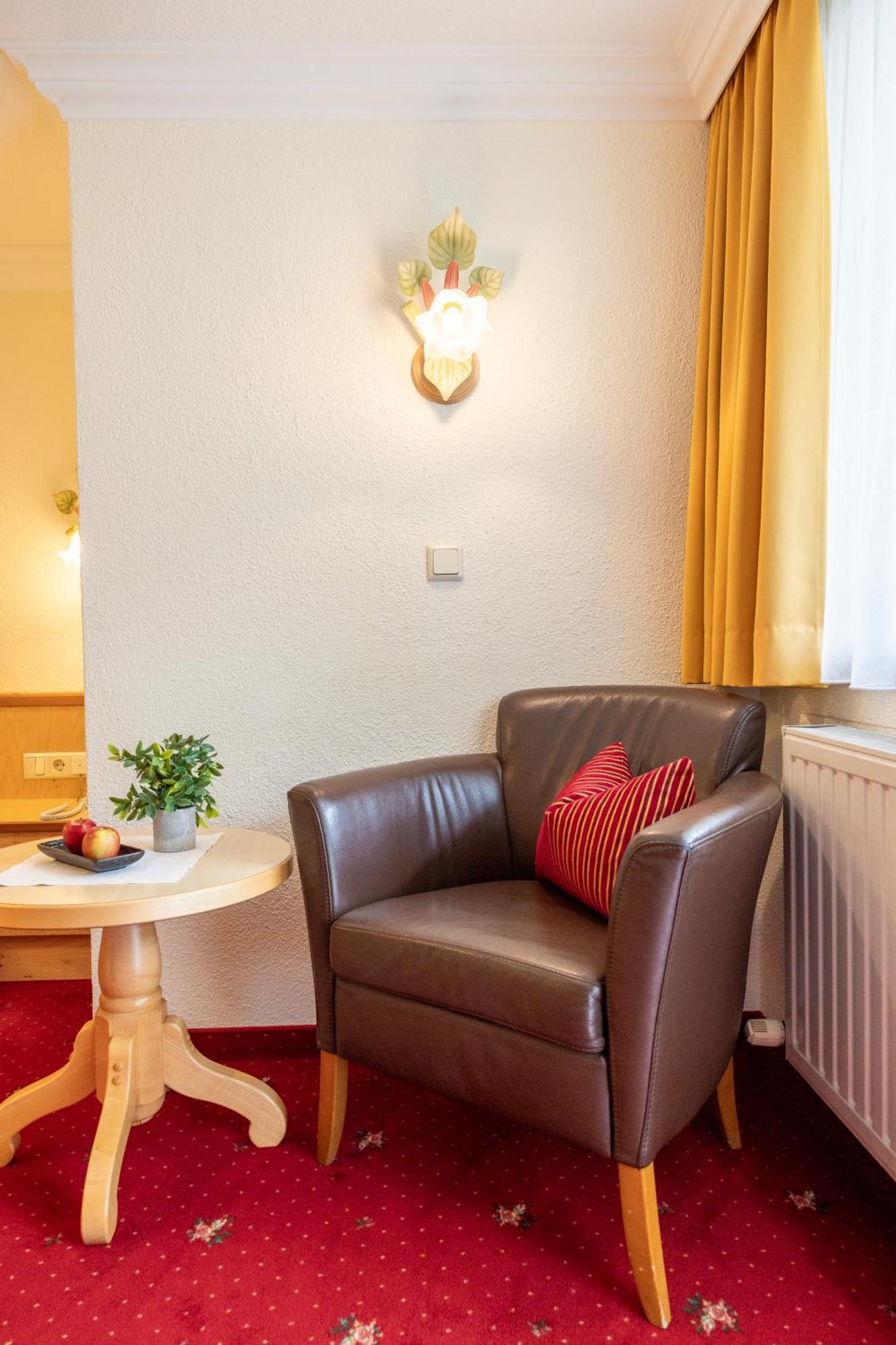 Hotel Jaegerhof Ischgl Bagian luar foto