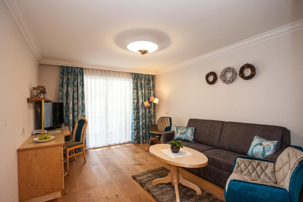 Hotel Jaegerhof Ischgl Bagian luar foto